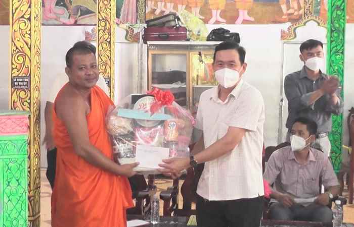 Thạnh Trị: Chúc Tết Chôl - Chnăm - Thmây tại các Chùa Khmer